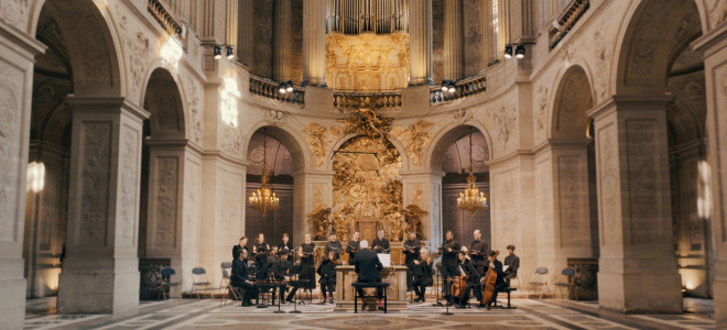 Tendres et Grands Motets de Charpentier en la lumineuse Chapelle Royale de Versailles par Les Arts Florissants