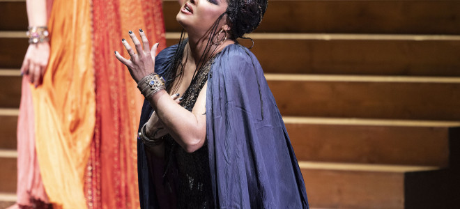 Anna Netrebko débute à Naples en Aida