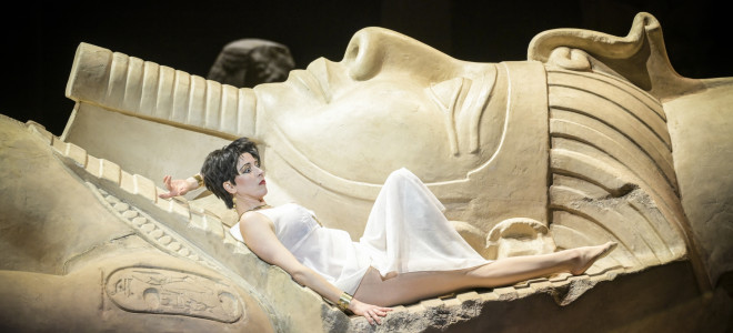 Lisette Oropesa en Cléopâtre de collection dans Giulio Cesare à Garnier