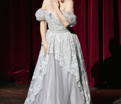 Ruth Iniesta - La Traviata par Renée Auphan, Yves Coudray