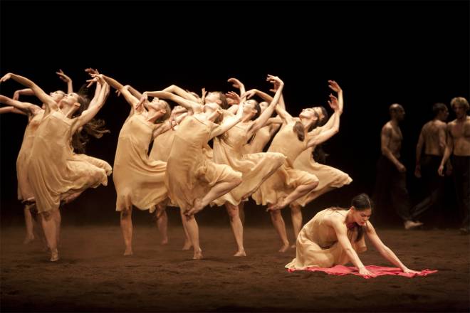 Le Sacre du printemps - Ballet de l'Opéra national de Paris - Igor  Stravinsky - Photos - Ôlyrix