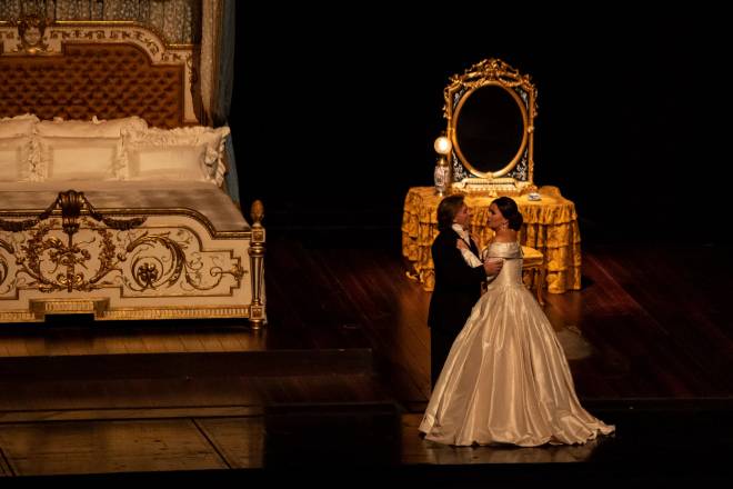 Roberto Alagna et Aleksandra Kurzak - La Traviata par Benoît Jacquot