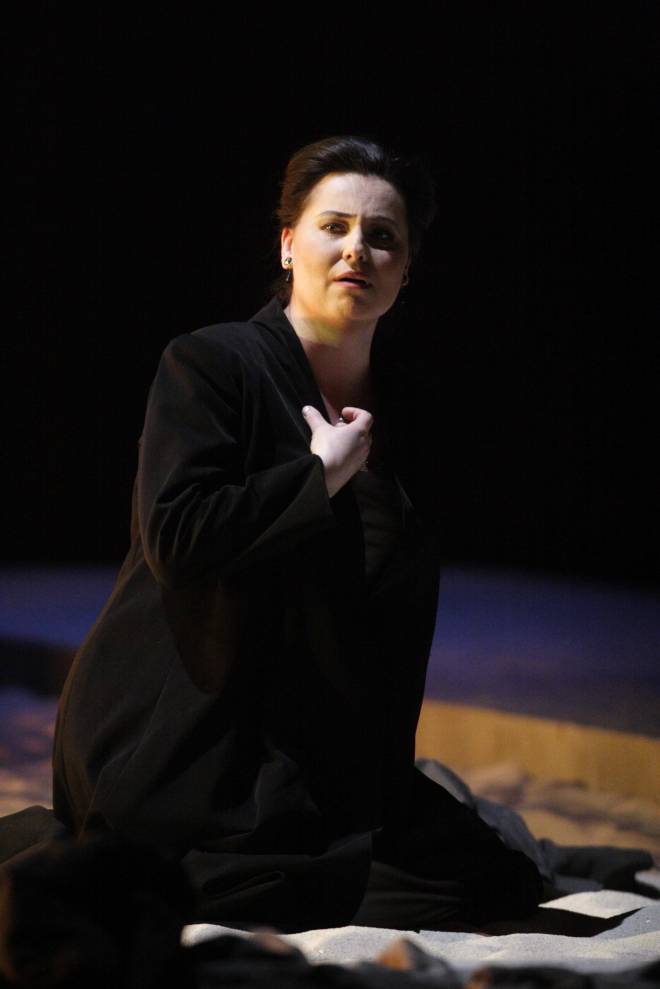 Liudmyla Monastyrska dans Nabucco