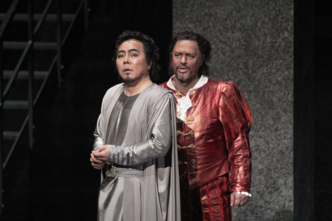 Seng-Hyoun Ko (Iago) et Vladimir Galousine (Otello)