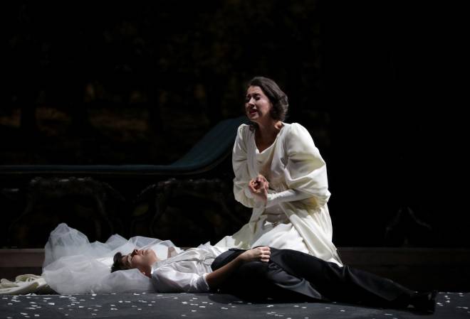 Marianne Crebassa & Lisette Oropesa - Les Capulet et les Montaigu par Adrian Noble