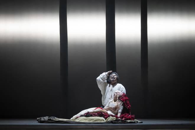 Amartuvshin Enkhbat & Enkeleda Kamani - Rigoletto par John Turturro