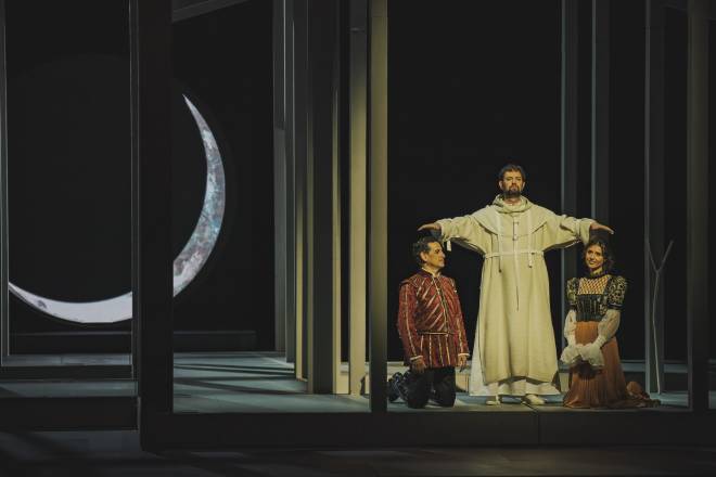 Juan Diego Flórez, Evgeny Stavinsky et Evgeny Stavinsky dans Roméo et Juliette
