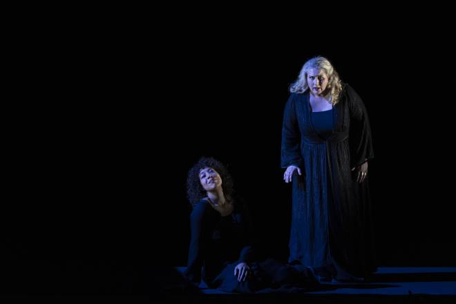 Mary Elizabeth Williams & Okka von der Damerau - Tristan et Isolde par Peter Sellars et Bill Viola