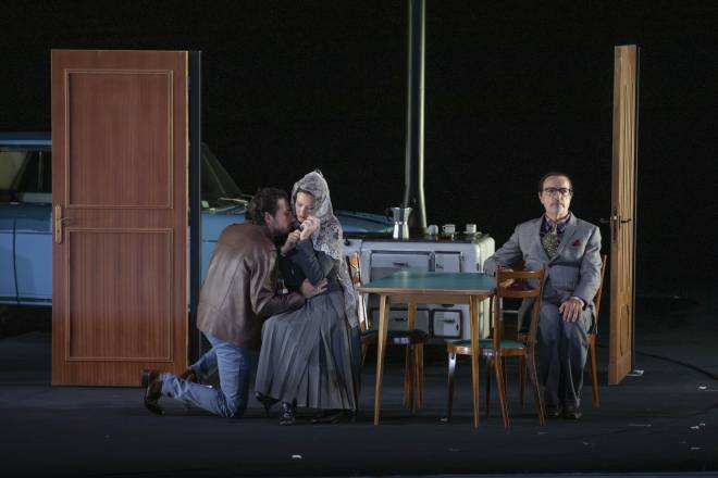 Florian Sempey, Julie Fuchs, Laurent Naouri - Don Pasquale par Damiano Michieletto