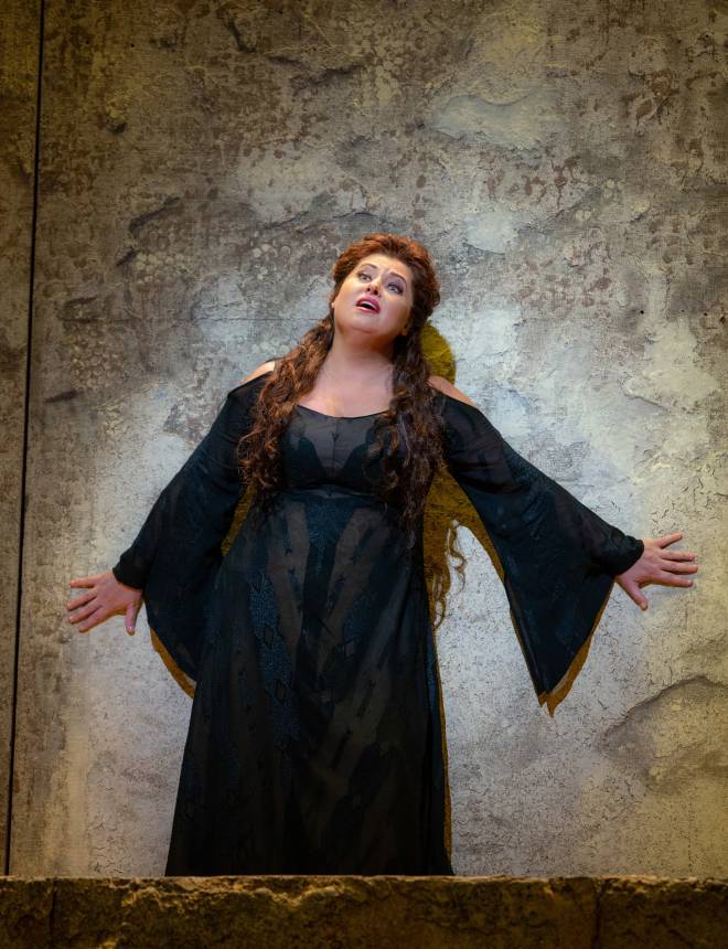 Liudmyla Monastyrska - Nabucco par Elijah Moshinsky