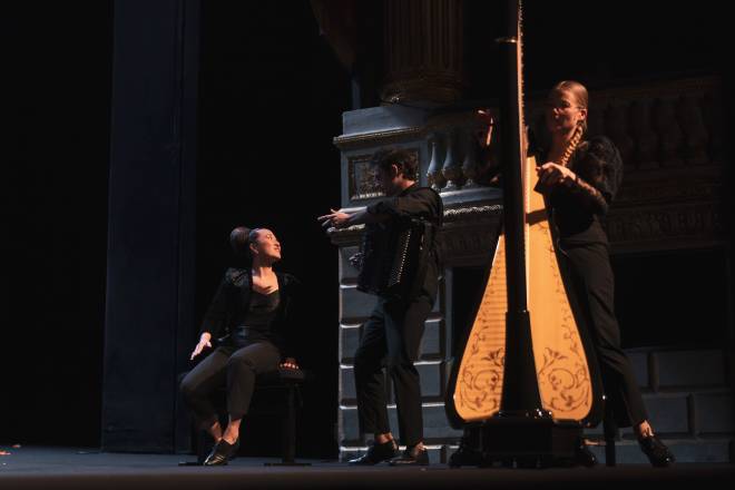 Xinhui Wang, Jan Myslikovjan & Mathilde Vervliet - La Traviata Revisited par Eddy Garaudel