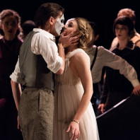Alexandre Pradier & Erika Baikoff - Roméo et Juliette par Jean Lacornerie