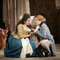 Anna Aglatova & Eléonore Pancrazi - Les Noces de Figaro par James Gray