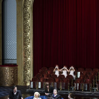 Eric Cutler, Patricia Petibon, Michèle Losier & Gabor Bretz - Les Contes d'Hoffmann par Krzysztof Warlikowski