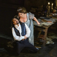 Claudio Sgura & Anna Pirozzi - Tosca par Jonathan Kent