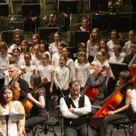 La Maîtrise du Conservatoire Français Poulenc chante Frédégonde de Guiraud