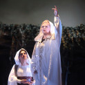 Ruxandra Donose et Anna Kasyan dans Norma