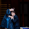 Don Carlos par Warlikowski - Hibla Gerzmava (Elisabeth de Valois) et Pavel Cernoch (Don Carlos)