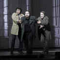 Justin Austin, Allan Clayton & Jacques Imbrailo - Hamlet par Neil Armfield