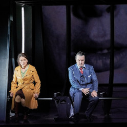 Anita Hartig & Ludovic Tézier - Simon Boccanegra par Calixto Bieito