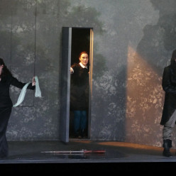 Patrizia Ciofi, Anne-Catherine Gillet & Christian Federici - Les Noces de Figaro par Vincent Boussard