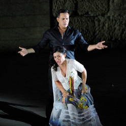 Erwin Schrott & Annalisa Stroppa - Don Giovanni par Davide Livermore