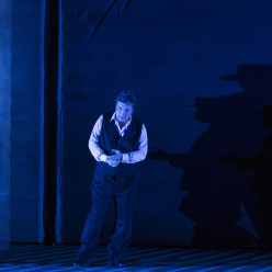 Ludovic Tézier - Rigoletto par Claus Guth