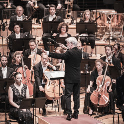 Aude Extremo, Jukka-Pekka Saraste - Orchestre national du Capitole de Toulouse et Chœur Orfeon Donostiarra