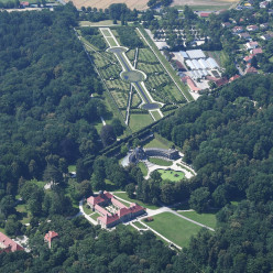 ​vue aérienne du Parc de l'Ermitage​ à Bayreuth