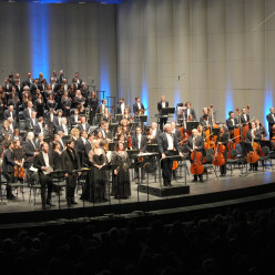 Orchestre National Montpellier Occitanie, Chœur Opéra national Montpellier Occitanie & Chœur Opera Vlaanderen