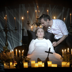 Elsa Dreisig & Benjamin Bernheim - Roméo et Juliette par Thomas Jolly