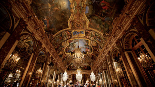 Le Château de Versailles referme mais ouvre une salle numérique
